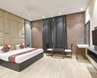 Oriva Ganeshwaram 149 - Greater Noida - Schlafzimmer