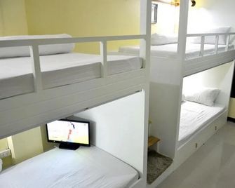 Chiang Mai Happy House Hostel - Chiang Mai