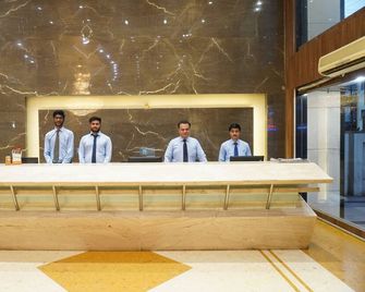 The Evergrand Palace - Rajkot - Vastaanotto