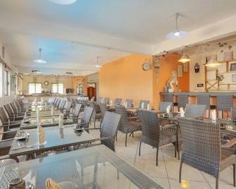 L'Oiseau de L'Ocean Tourist Residence - Flic en Flac - Restaurante