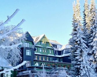 Berg & Spa Hotel Gabelbach - Ilmenau - Building