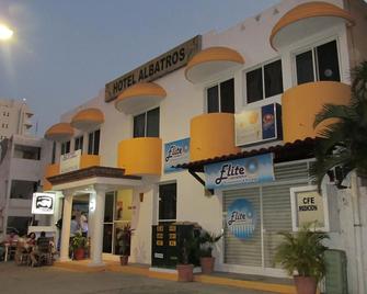 Hotel Albatros - Manzanillo - Bygning