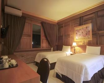 Parai Beach Resort Telengria - Pacitan - Habitación