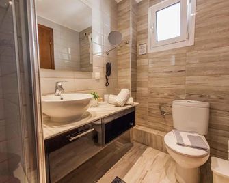 Sarantis Hotel - Chaniotis
