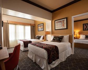 Hotel El Rancho - Gallup - Bedroom