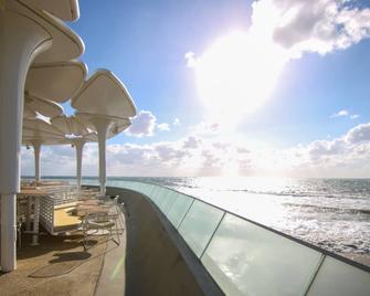 Phaedrus Living: Seaside Modern Flat Limnaria 123 - Paphos - Balkon