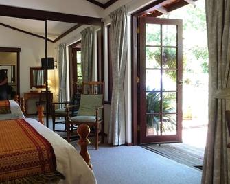 The Gums, Garden Apartment. - Scarborough - Bedroom