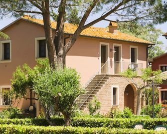 Il Casale di Donoratico con piscina - Donoratico - Edificio