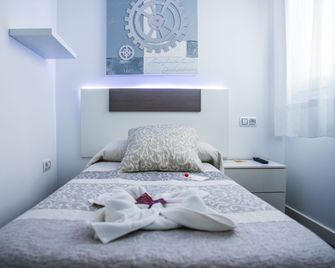 Hostal Goyesco Plaza - Plasencia - Bedroom