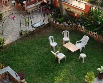 Rodrigues Residency - Majorda - Binnenhof