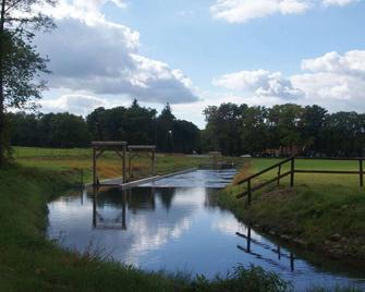 Luxury Lodge in Twente with Meadow Views - Haaksbergen - Building