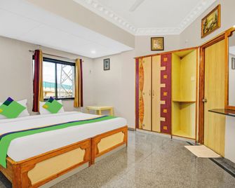 Treebo Eagle Executive - Pimpri - Chinchwad
