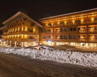 Sporthotel Floralpina - Castelrotto - Building
