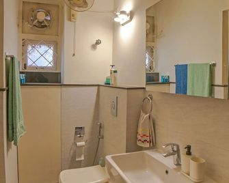 Yellowbrick - Calcutta's Freshest BnB - Calcuta - Baño