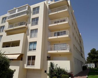 Vila Marachique lt 6 108 - Alvor - Budova