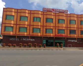 Hotel Formosa Jambi - Jambi - Gebouw