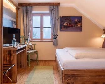 Landgasthof & Restaurant Batzenhäusl - Sankt Gilgen - Schlafzimmer