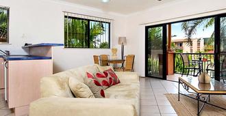 Central Plaza Apartments - Cairns - Phòng khách