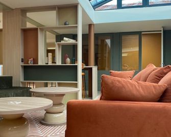 Green Hôtels Poitiers - Poitiers - Lounge