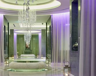 Intercontinental Hotels Doha Beach & Spa by IHG - Doha - Lobby