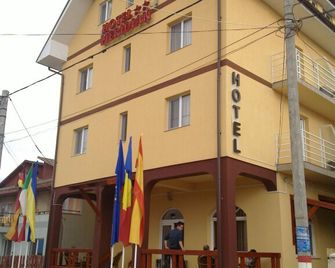 Hotel Meridian - Costinesti - Building