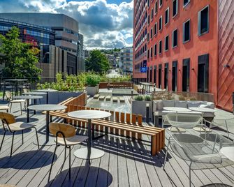 Novotel Saint-Étienne Centre Gare Châteaucreux - Saint-Étienne - Patio