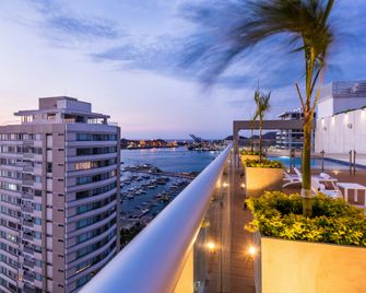 Hilton Garden Inn Santa Marta - Santa Marta - Varanda