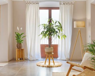 Casa Marcial - Adults Only - Besalú