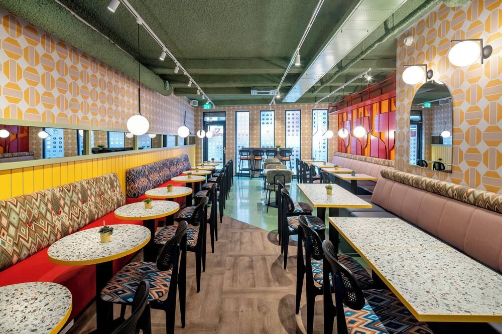 Tourist Inn One Amsterdam