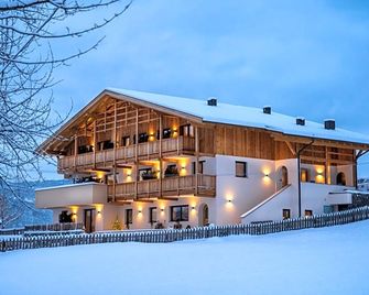 Hotel Garni Mitterstieler - Vols am Schlern - Gebäude
