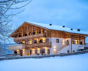 Hotel Garni Mitterstieler - Vols am Schlern - Gebäude