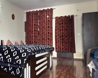 Hotel O Home Naini Homes - Nainital - Quarto