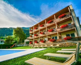 Hotel Schweigl - Ulten