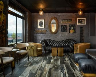 Redmont Hotel Birmingham, Curio a Collection by Hilton - Birmingham - Lounge