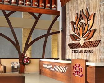 Crystal Lotus Hotel Yogyakarta by Prabu - Yogyakarta - Ρεσεψιόν