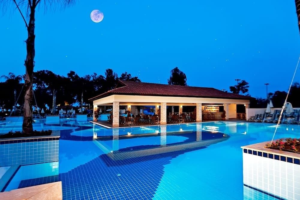 Champion Holiday Village - Göynük - בריכה