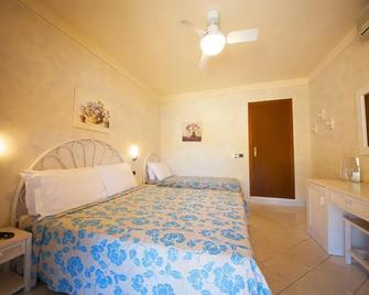 Hotel Danila - Portoferraio - Bedroom