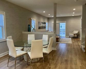 New Private Luxury Home With Elevator Blocks From The Beach And Bay - Ventnor City - Comedor