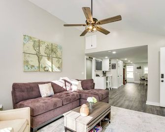 Secluded Getaway on 40 Acres in Lawrenceburg! - Lawrenceburg