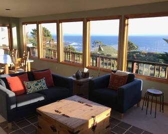 Magnificent sea views, large private beach house - Bolinas - Sala de estar