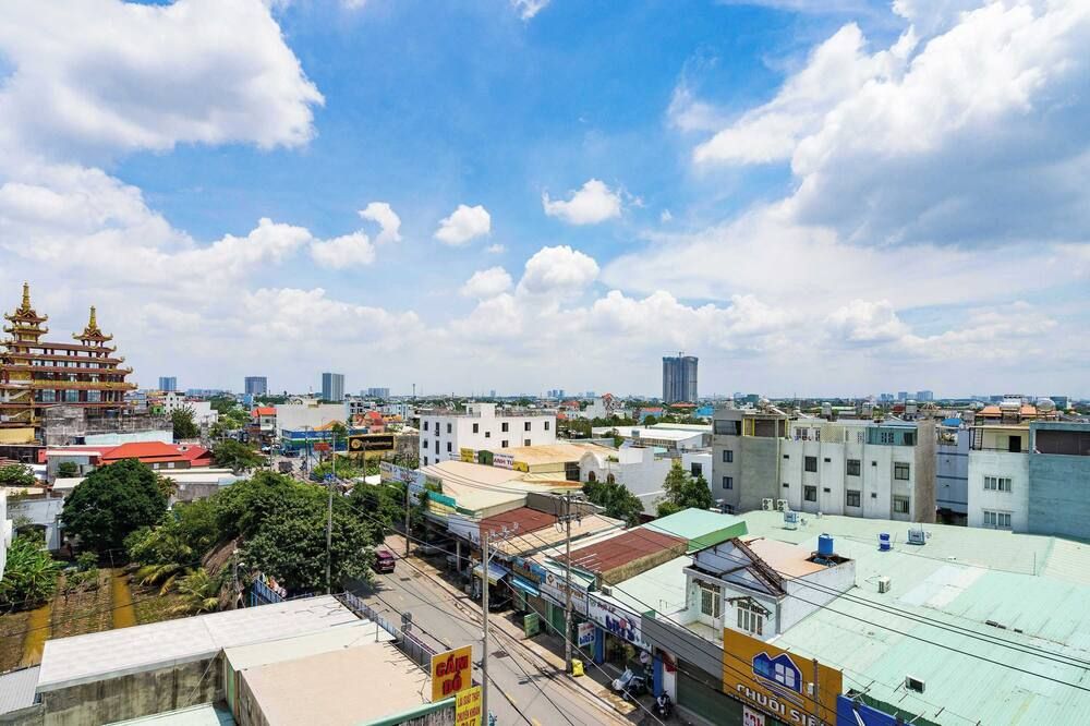 Dancentre Mau Tim Hotel - District 12 - Thuan An - Vista del exterior