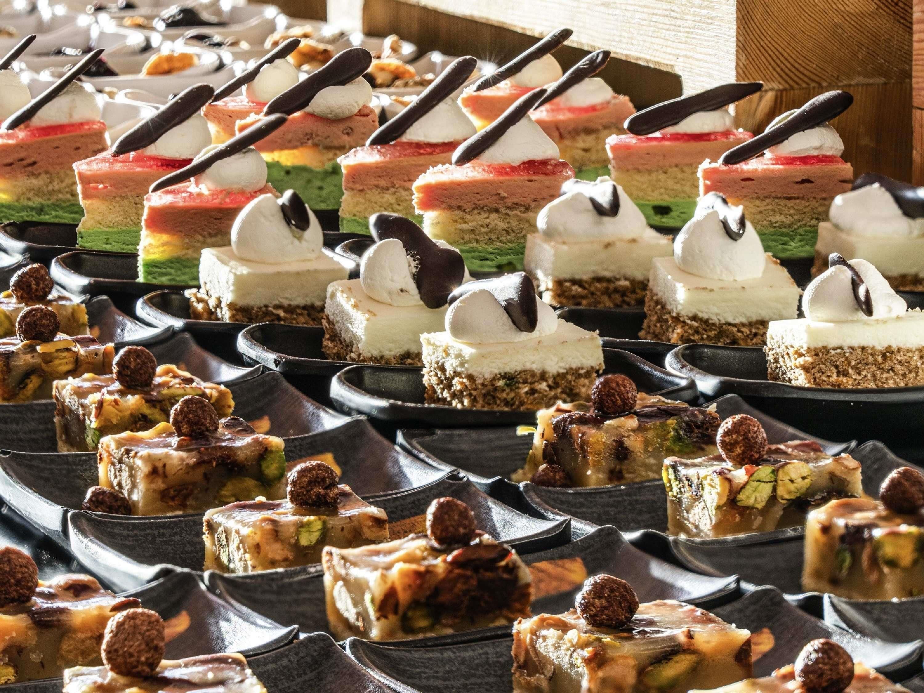 فندق موفنبيك قلعة النبطي