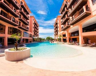 Jurerê Beach Village - Governador Celso Ramos - Pool