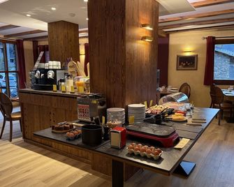 Hotel L'Ermita B&B - Canillo - Buffet
