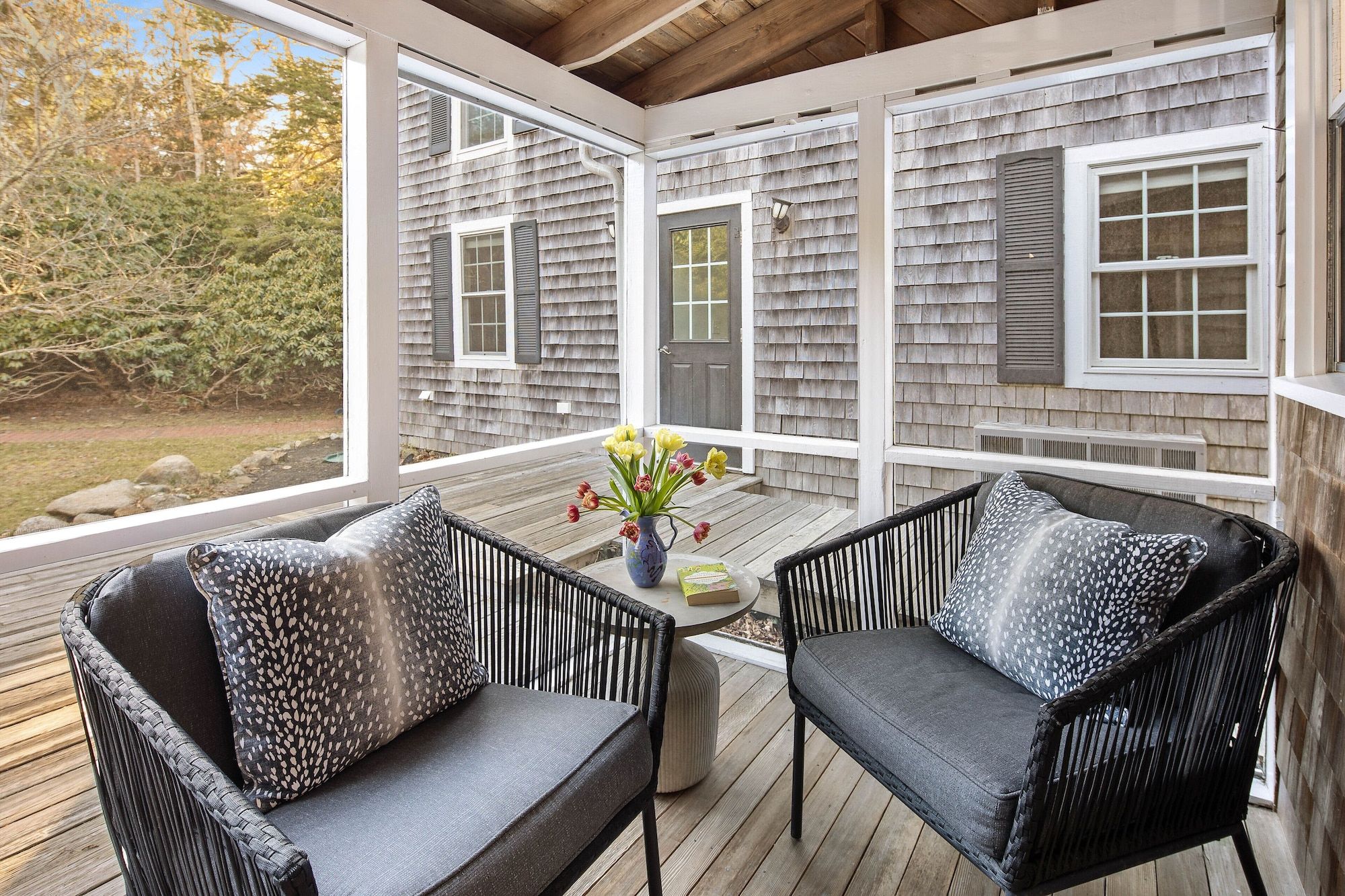 Lambert's Cove Inn & Resort - West Tisbury