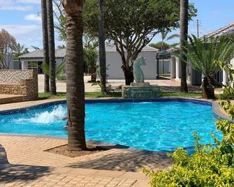 La Fiato Luxury Lodge - Pietersburg - Piscine