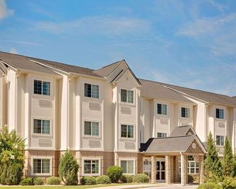 Microtel Inn & Suites by Wyndham Perry - Perry - Bygning