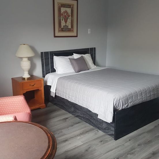 Bedroom view of 7 Nights Stay