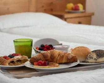 Hotel Garni Sottobosco - Dimaro