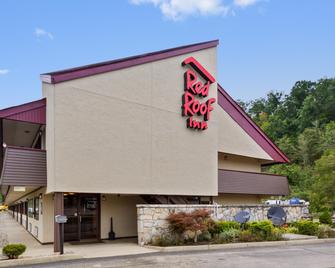 Red Roof Inn Charleston West - Hurricane, WV - Hurricane - Building